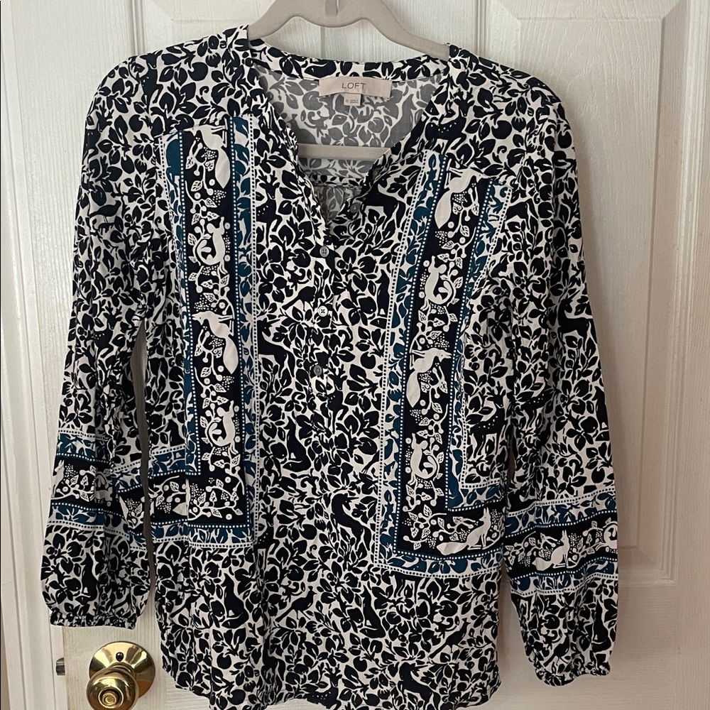 LOFT like new blouse black White & Teal whimsical-Print Tunic
